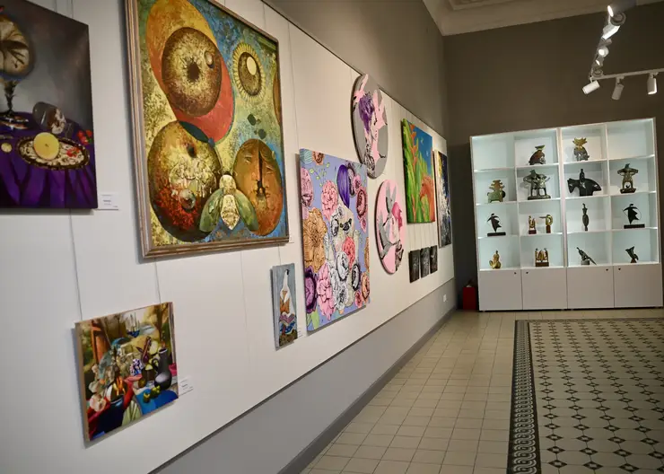 Новая галерея сибирского искусства открылась в Красноярске