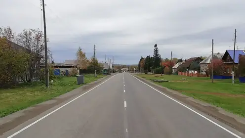 Краевые дорожники завершили ремонт двух автодорог в Большемуртинском районе
