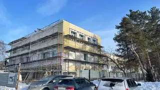 Реконструкцию поликлиники в селе Краснозерское в Новосибирской области завершат до конца года