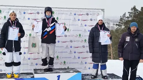 Юный красноярец взял золото на соревнованиях по фристайлу в Томске